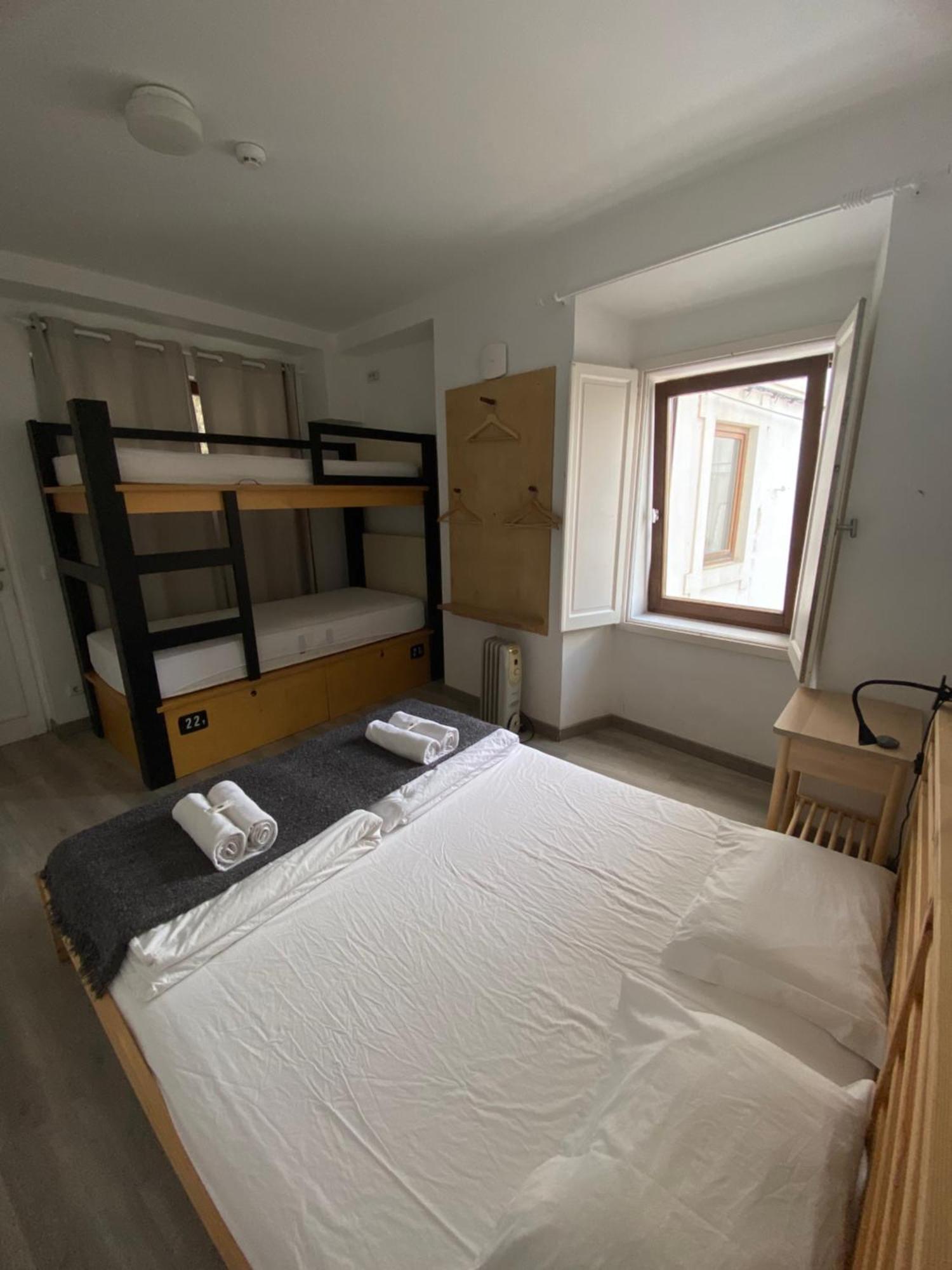 Amazigh Hostel & Suites อัลเจซูร์ ภายนอก รูปภาพ